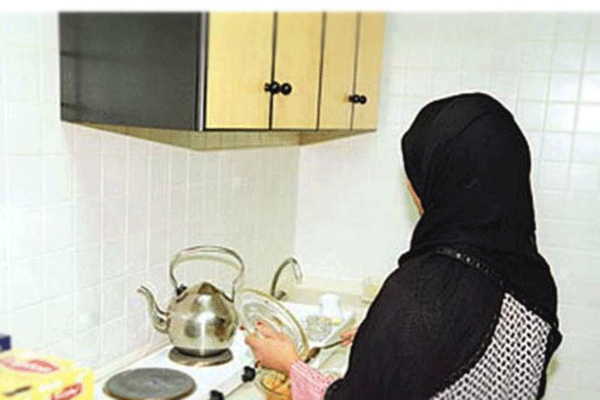 التأمين على العمالة المنزلية إلزاميًا يدخل حيز النفاذ بعد غد