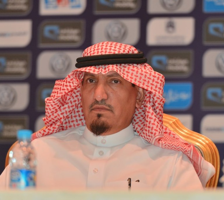 هلالي: هذه حقيقة إقالة دونيس بعد ديربي النصر!