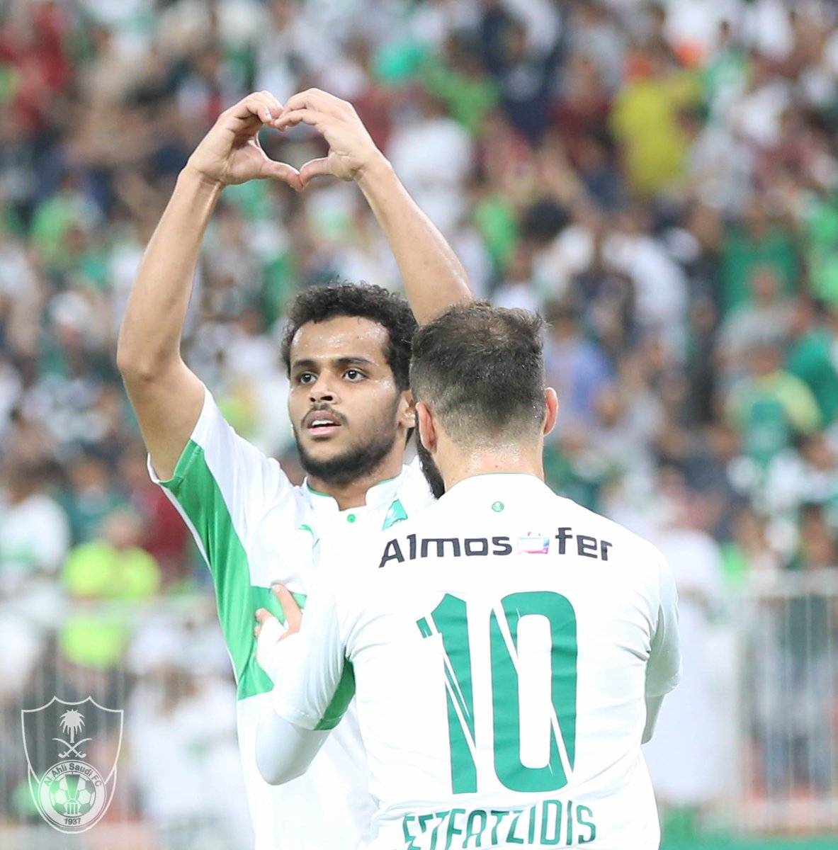 بالفيديو.. نجم الأهلي يعترف بالخطأ ويتمنى انضمام هذا اللاعب !