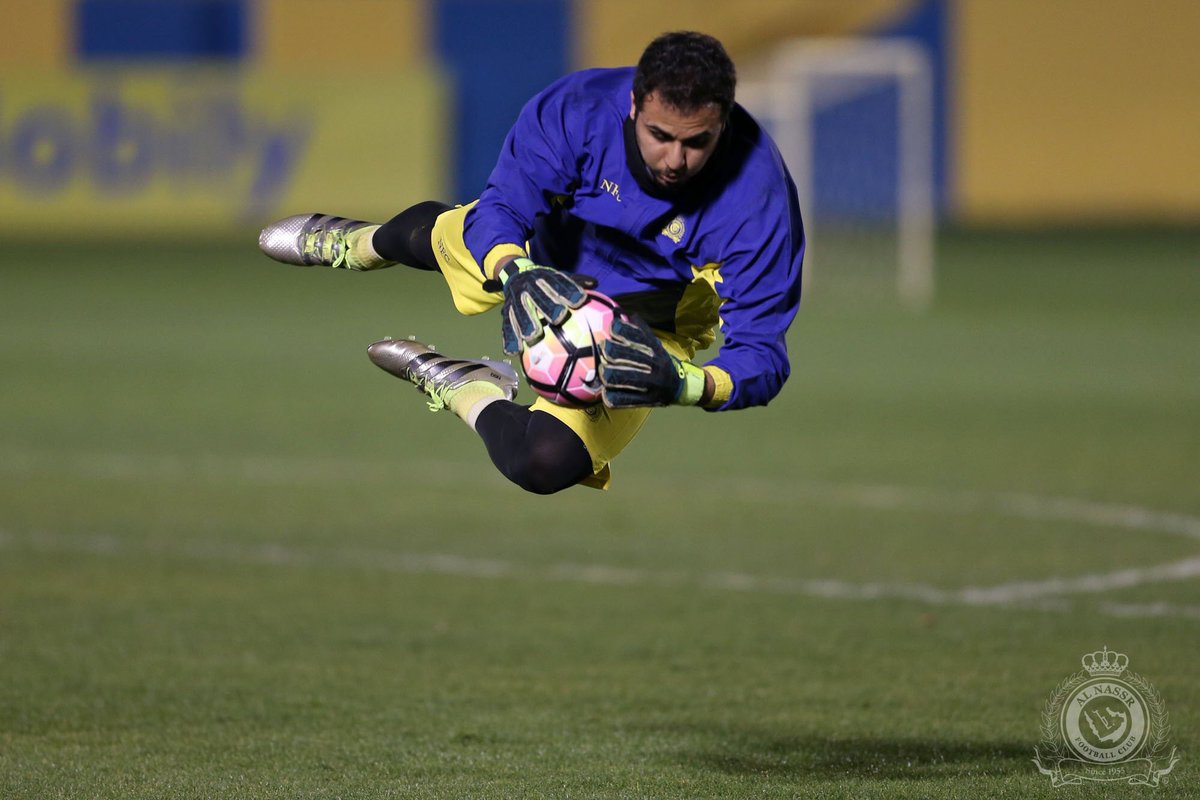 مدرب النصر يتخذ قرارًا صارمًا مع عبدالله العنزي !