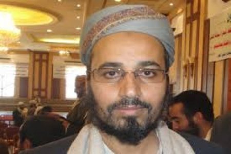 عبدالوهاب الحميقاني الإرهابي اليمني مهندس التمويل القطري للتنظيمات المسلحة