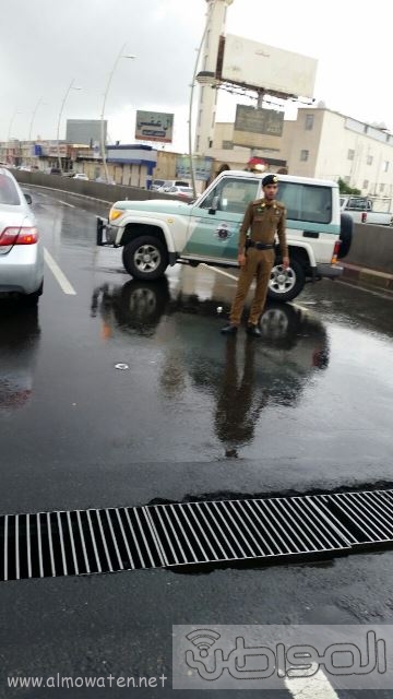عدسة المواطن ترصد إغلاق نفق الغروي في #خميس_مشيط بسبب الأمطار (2)