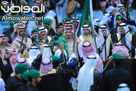 “المواطن” توثق بالصور .. العرضة السعودية في حضرة الملك