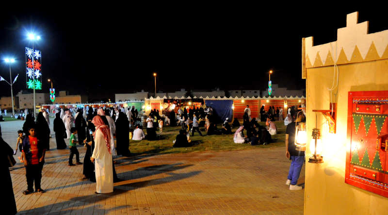 عرُوض كرنفالية ومقاطع مرئية وعربات مجهزة احتفالاً بالعيد في الرياض ‫(1)‬