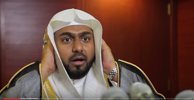 بالفيديو.. مؤذن الحرم المكي عماد بقري يروي قصة أول أذان له بالمسجد الحرام