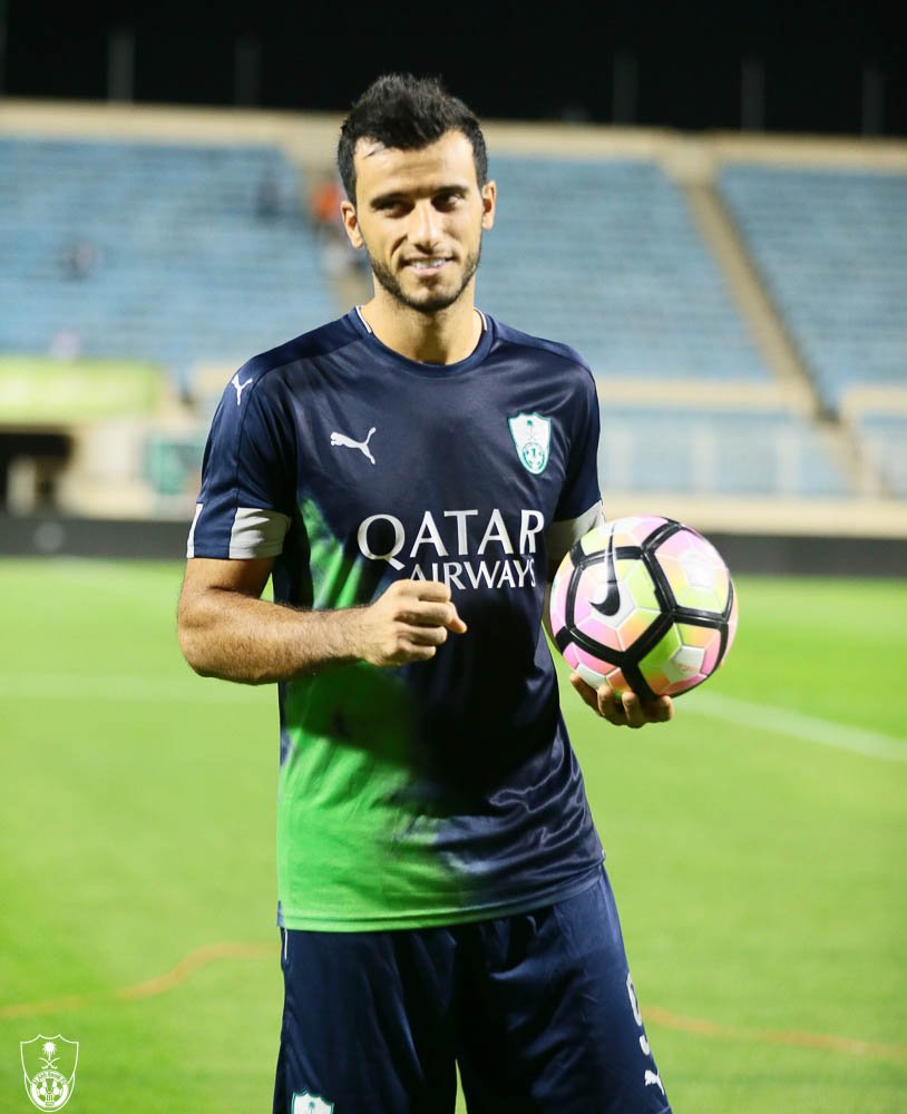 جماهير الأهلي: عمر السومة خط أحمر !