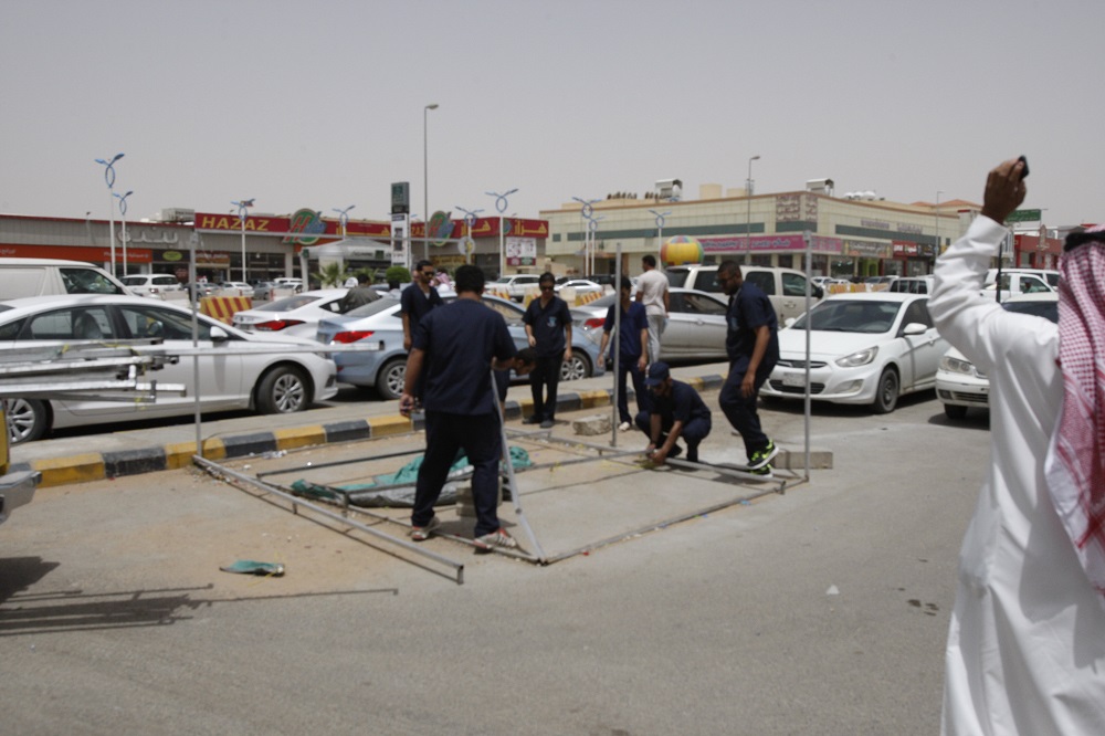 إغلاق 9 محلات وضبط 9 مخالفات في الرياض