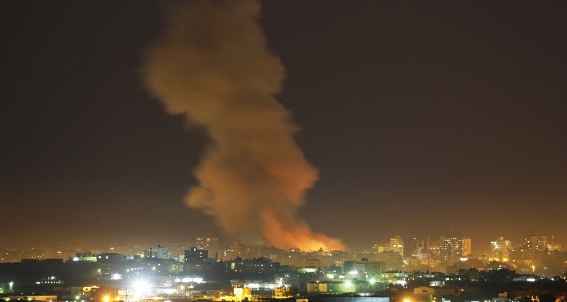 غارة إسرائيلية على غزة وسقوط جرحى