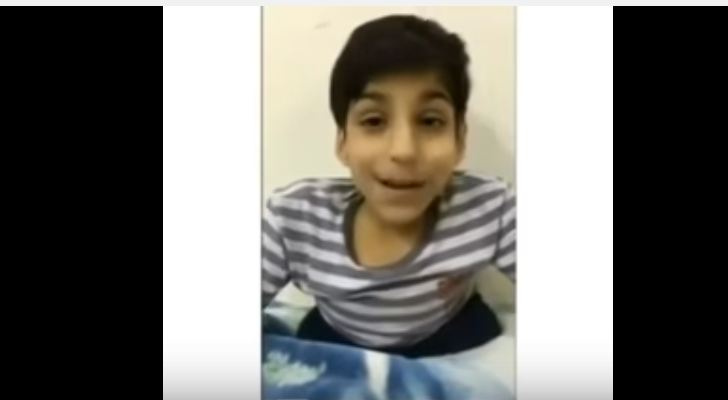 بالفيديو.. غانم المفتاح: تمنيت أن أكون أطول لأُقَبل جبين المعيقلي