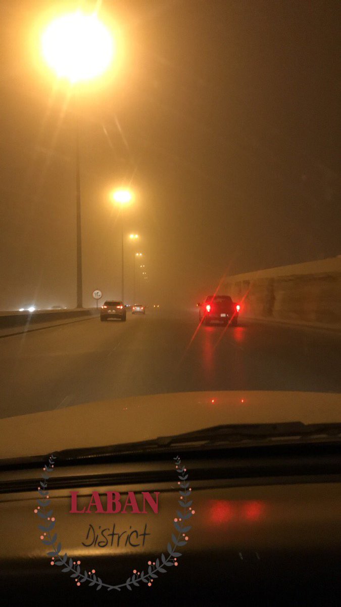 زياد الجهني عن غبار الرياض‎ : أطنان من الرمال معلقة بين السماء والأرض