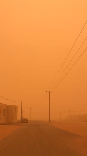 بسبب الغبار.. #تعليق_الدراسه غدًا في وادي الدواسر والعقيق