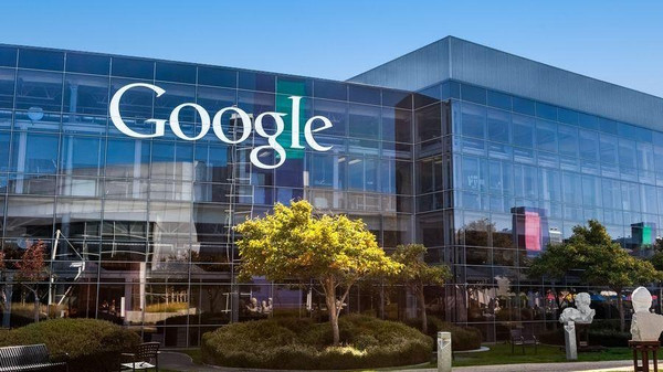 غوغل تدفع مليار دولار لإبقاء شريط بحثها على أجهزة أبل