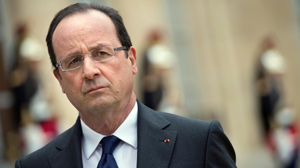 الرئيس الفرنسي: الطائرة المصرية تحطمت