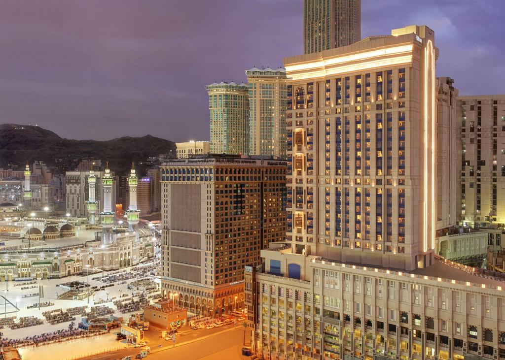 وظائف جديدة شاغرة لدى فنادق هيلتون في مكة