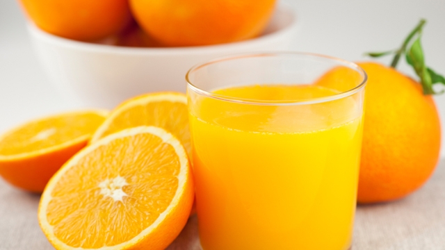 حقيقة دخول شراب برتقال ملوث بمركبات كيميائية خطيرة