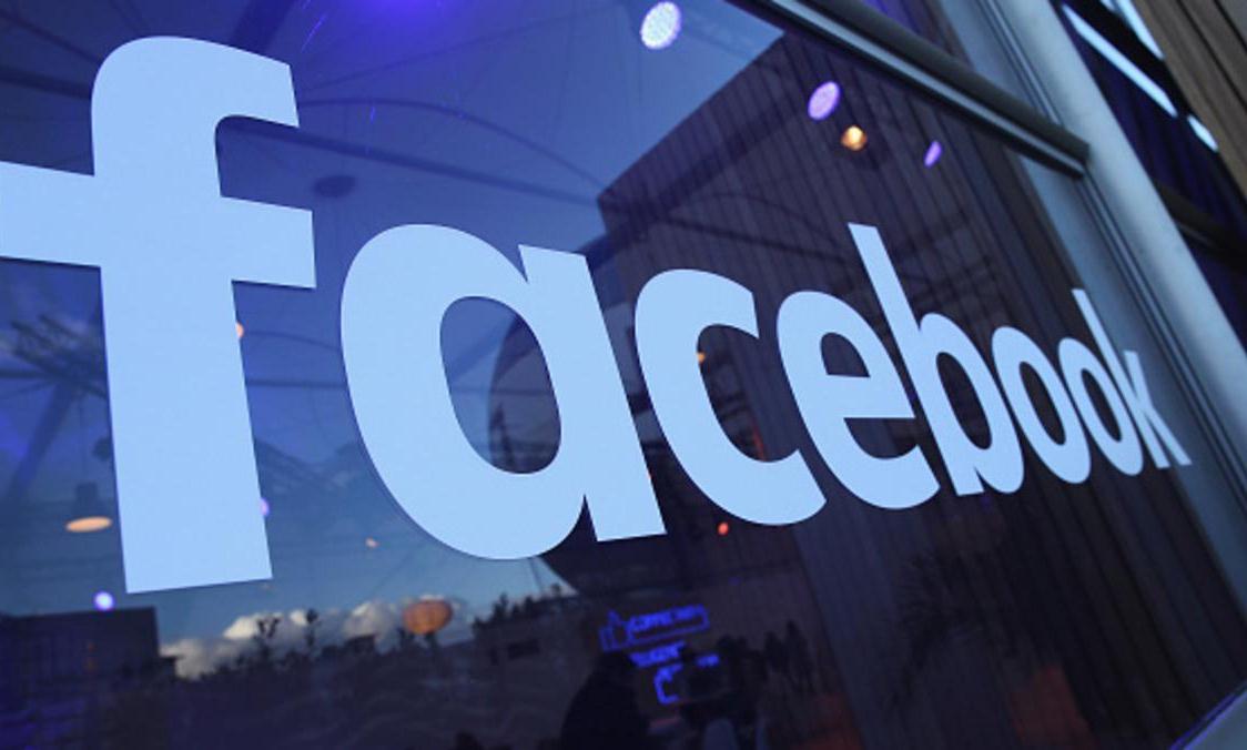 تحديث جديد من فيسبوك يسمح للمستخدمين تحديد أماكن الأصدقاء