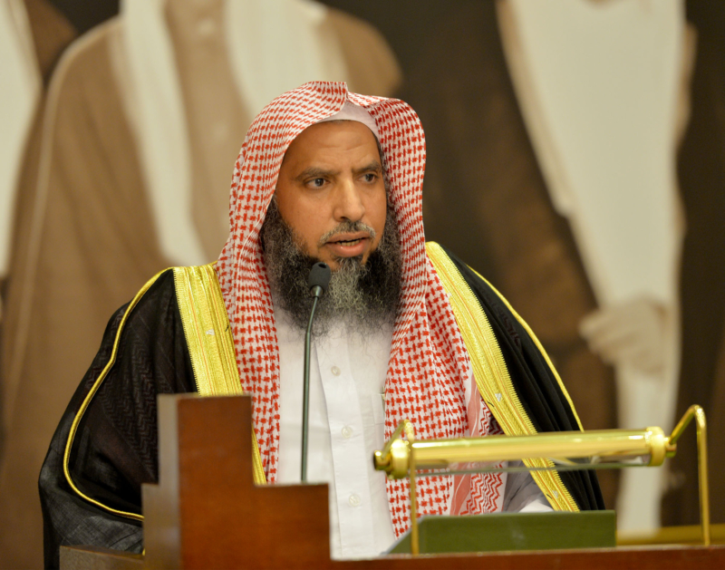 فيصل بن بندر يُكرم الفائزين في مسابقة أمير الرياض للقرآن ‫(373262238)‬ ‫‬