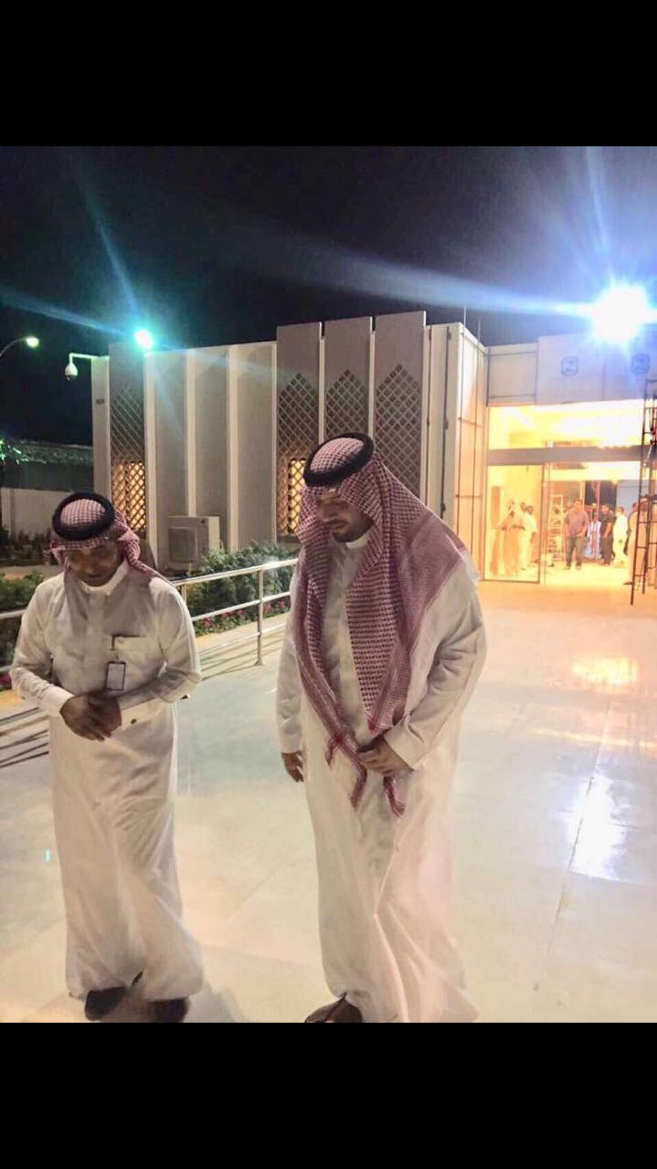 فيصل بن خالد يفاجئ مطار عرعر بزيارة للاطلاع على مستوى الخدمات