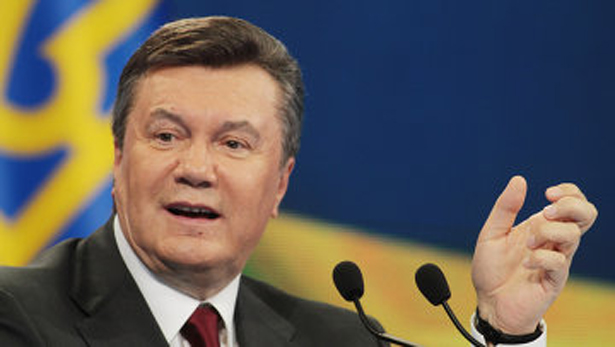 الرئيس الأوكراني يعلن التوصل إلى “اتفاقية سلام” مع المعارضة