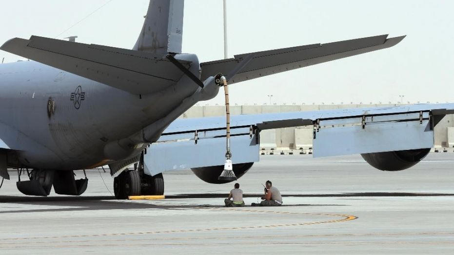 جنرال أميركي يطالب بنقل القاعدة العسكرية من قطر