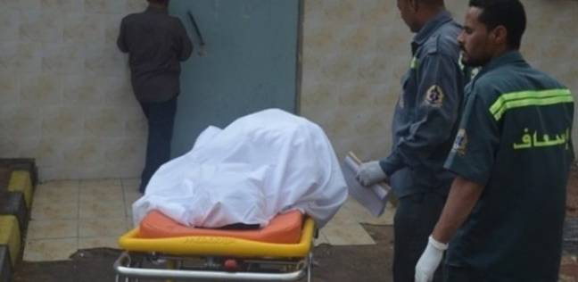 موظف مصري يضرب ابنته حتى الموت والأسباب غامضة
