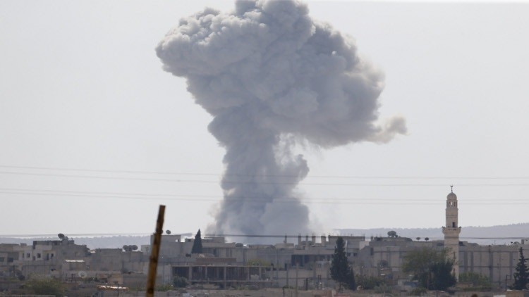 42 قتيلاً بقصف للتحالف على سجن لداعش بدير الزور