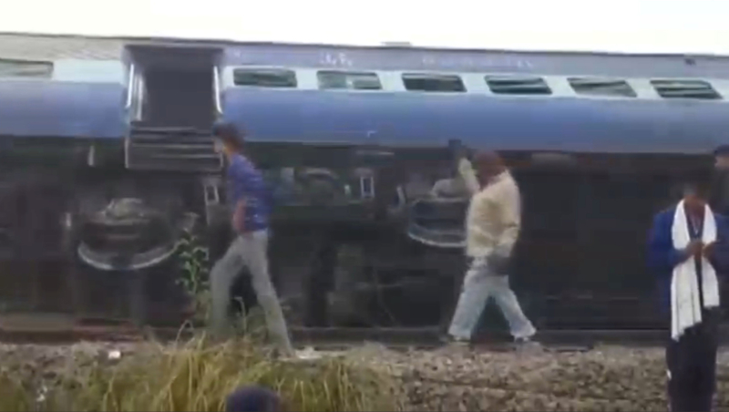 A view of a derailed train in Kanpur, in India's northern state of Uttar Pradesh, in this still image taken from video November 20, 2016. ANI/via REUTERS TV ATTENTION EDITORS - THIS IMAGE WAS PROVIDED BY A THIRD PARTY. EDITORIAL USE ONLY. NO RESALES. NO ARCHIVE. NO ACCESS ARD/BBC