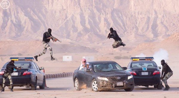 بالفيديو والصور .. تضحيات وبطولات قوات الطوارئ تجنب المملكة ويلات الإرهاب