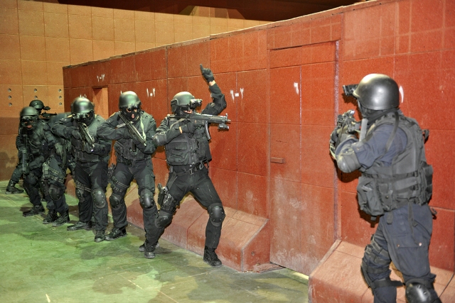بالصور.. زيارة وفد الشرطة الاتحادية الألمانية لقوات الأمن الخاصة