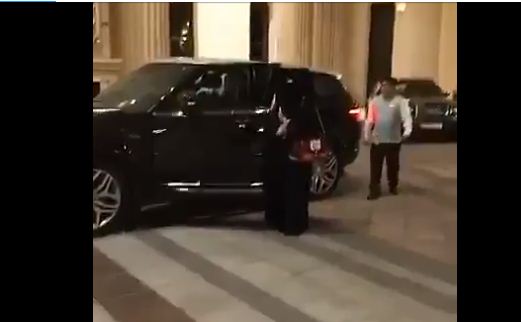 فيديو متداول .. سعودية تقود سيارتها بالرياض قبل تطبيق الأمر السامي - المواطن