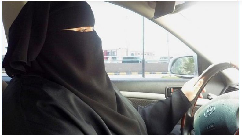 الشيخ المصلح: قيادة المرأة للسيارة اجتمع فيه رأي ولي الأمر مع علماء الشريعة