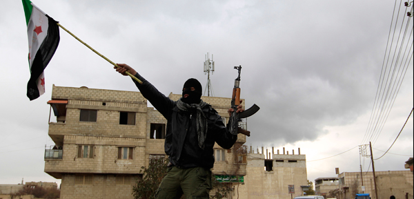 كتائب إسلامية مسلحة تسيطر على أهم حقل نفطي شرقي سوريا