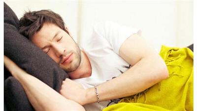 دراسة هولندية: كثرة النوم وقلته تزيدان خطر السكري لدى الرجال