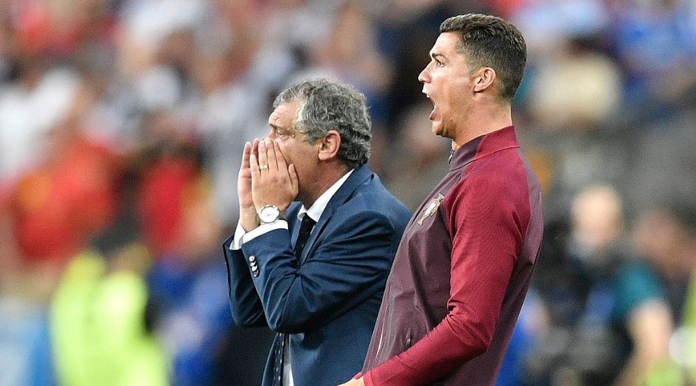 رونالدو: لاعبو البرتغال يُعاملوني كـ”القائد”
