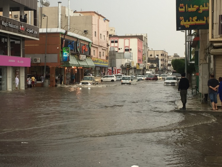 توجيه #عاجل من الفيصل بعد وقوع أضرار بالممتلكات نتيجة أمطار الطائف