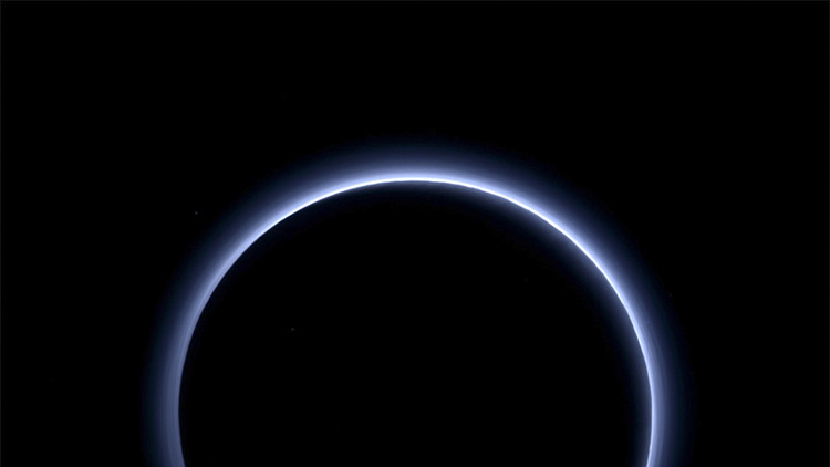 ناسا تطلق أول فيديو يصور بلوتو من مسافة تاريخية