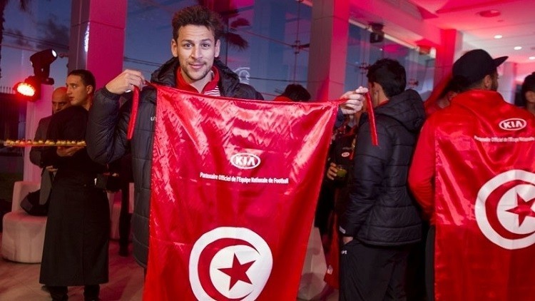 علامة “كيا” على علم تونس تثير ضجة!