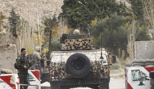 الجيش اللبناني يفكِّك عبوة ناسفة في بلدة عرسال