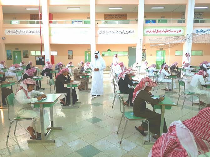 4600 طالب على مقاعد الاختبارات بـ 23 مدرسة بأحد رفيدة