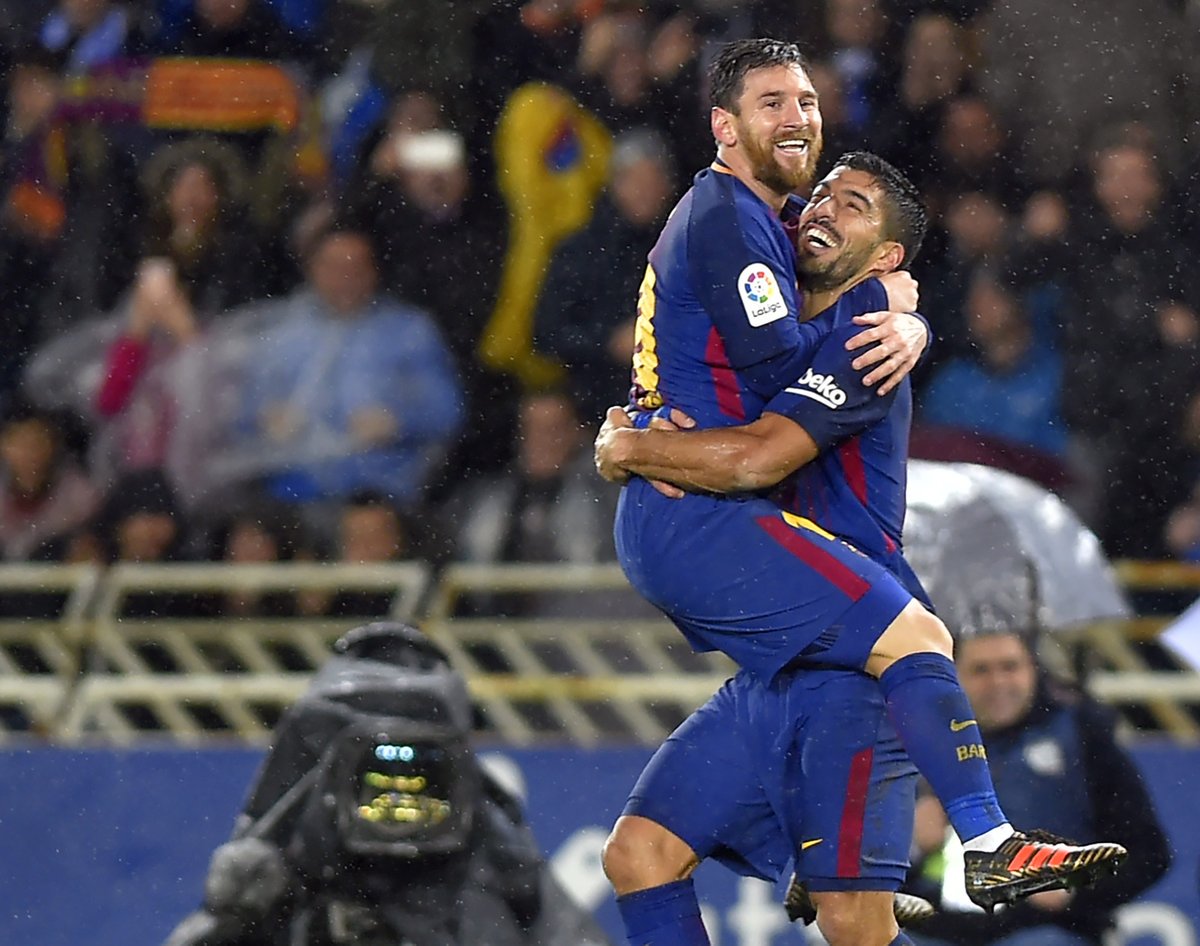 ميسي يُسجل رقمًا تاريخيًا في مباراة برشلونة وريال سوسيداد