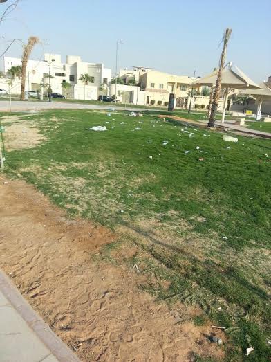 متنزه ابن عياف في #الرياض يئنّ من مخلفات البشر