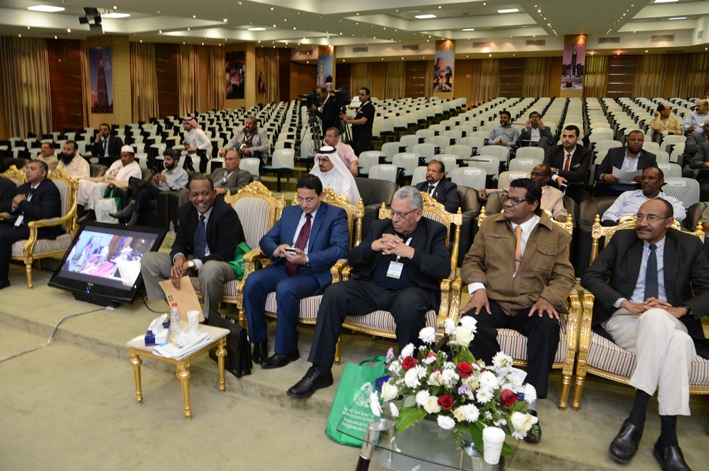 مؤتمر البيئة يوصي بصون الموارد الطبيعية ومجابهة التحديات المعاصرة