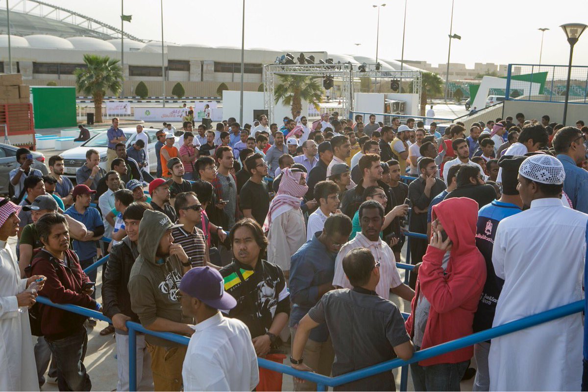 بالصور.. إقبال كبير على فعاليات ماراثون الرياض