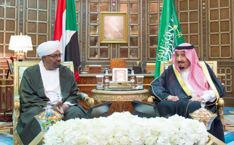 مباحثات الملك ورئيس السودان1