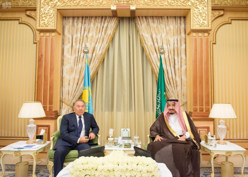 مباحثات الملك ورئيس كازاخستان7
