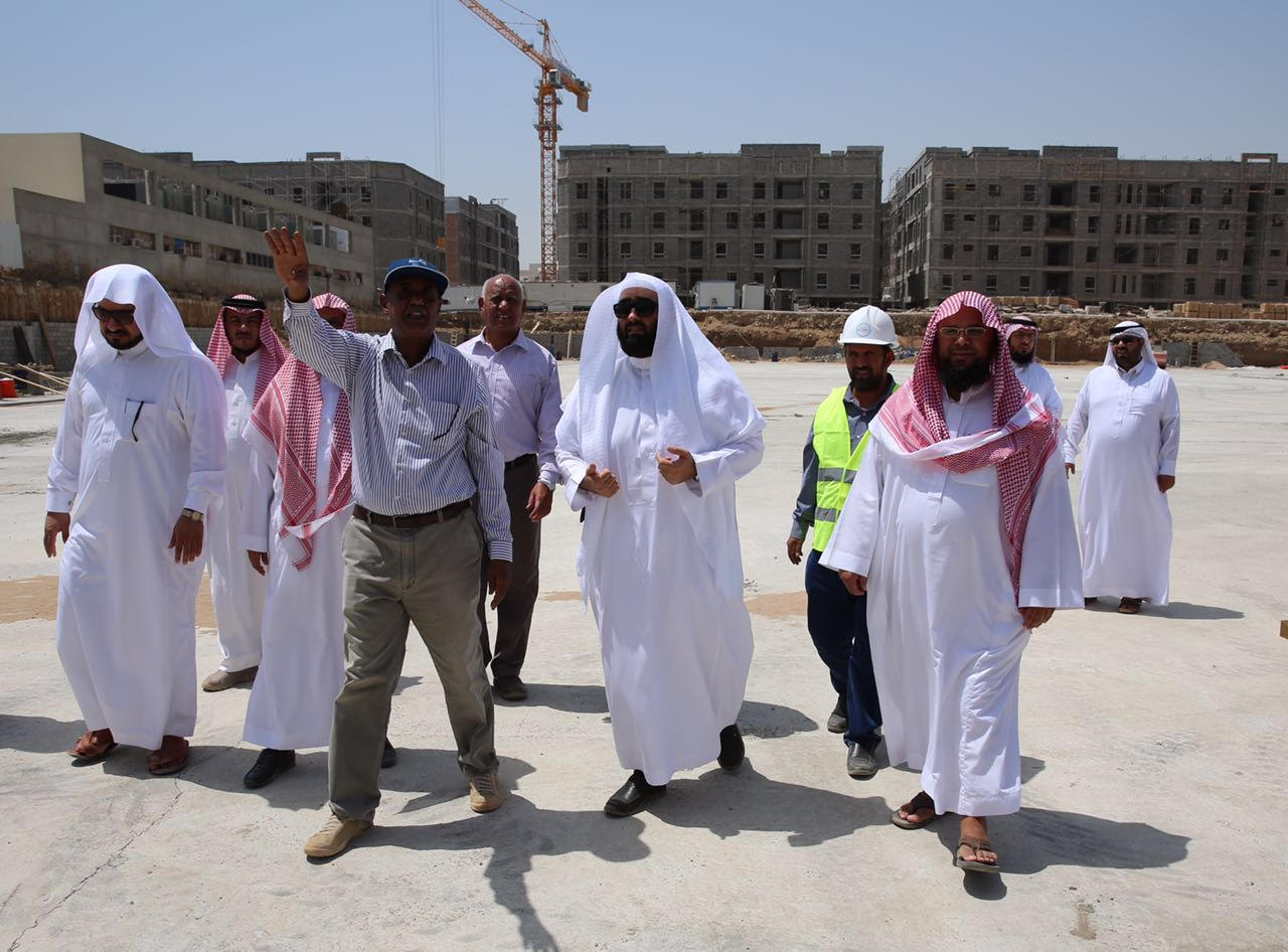 “اليوسف” يتفقد مشروع مبنى المحكمة الإدارية الجديد بـ #جدة