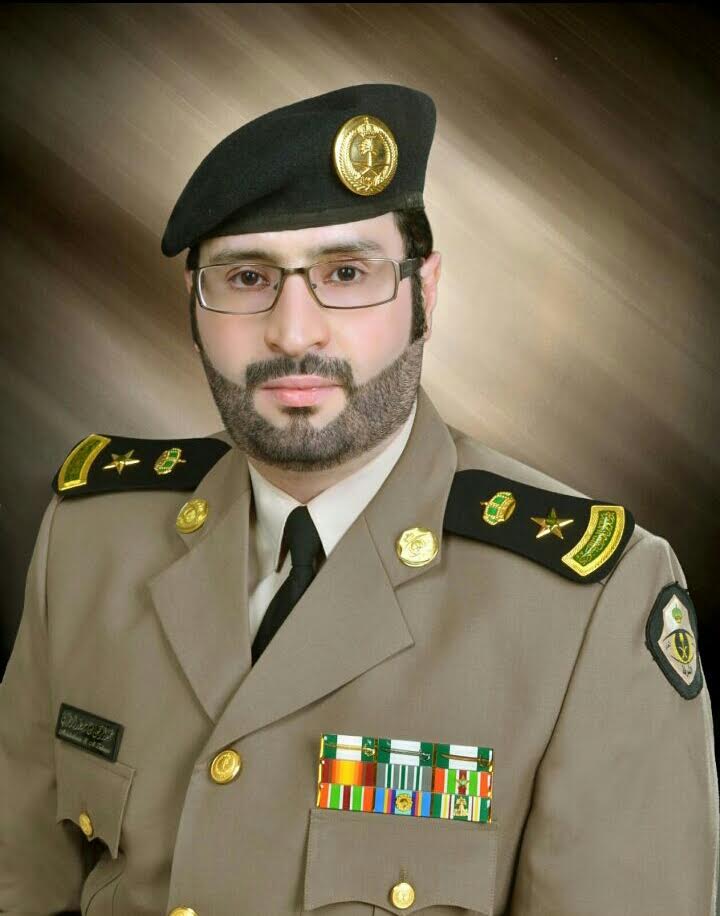 الجهات الأمنية تُكثّف البحث عن خمسيني حاول قتل ابنه نحراً في #صامطة