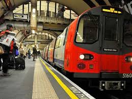 إصابات في انفجار حاوية بمحطة مترو غرب لندن