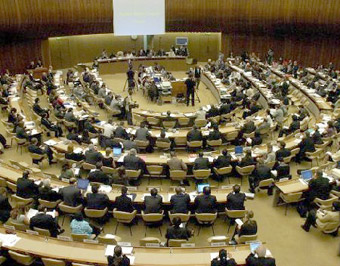 مجلس حقوق الإنسان يُجدد ولاية المقرر الأممي لرصد الانتهاكات في إيران