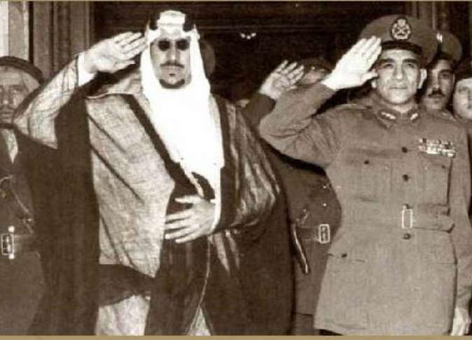 محمد نجيب والملك سعود